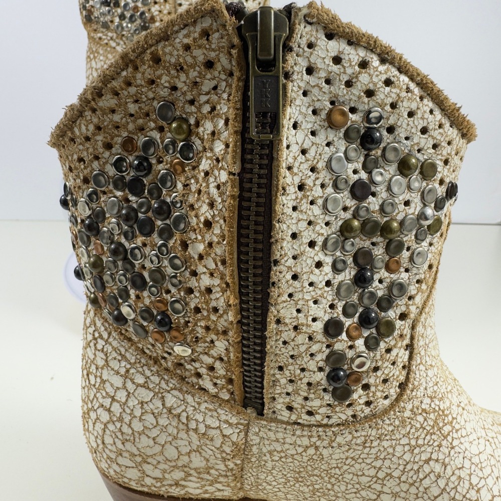 FRYE Deborah Studded Boots Womens Short Cowboy Western Crackle Gold Leather 7 M - Picture 10 of 15